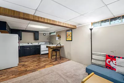 76 N 21st St E, Superior, WI 54880 - Photo 29