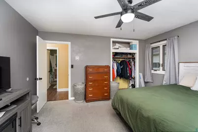 76 N 21st St E, Superior, WI 54880 - Photo 23