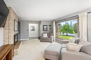 76 N 21st St E, Superior, WI 54880 - Photo 9