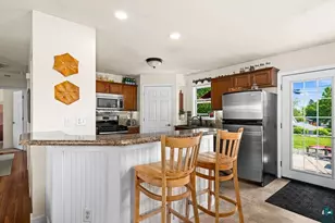 13 James Rd, Silver Bay, MN 55614 - Photo 9