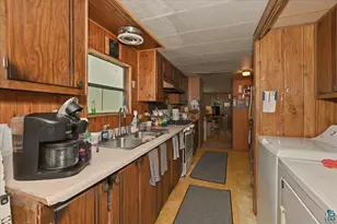 4386 S Irondale Rd, Superior, WI 54880 - Photo 3