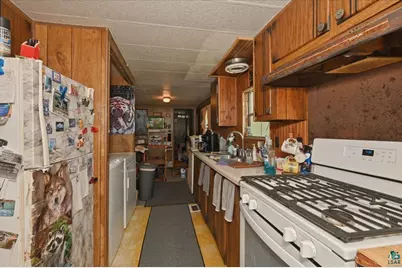 4386 S Irondale Rd, Superior, WI 54880 - Photo 5