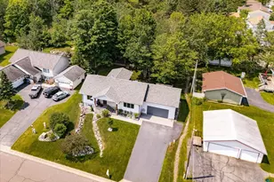231 Chambersburg Dr, Duluth, MN 55811 - Photo 3