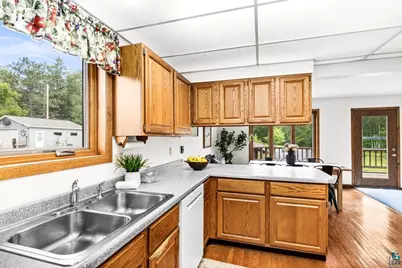 6101 Olney St, Duluth, MN 55807 - Photo 5