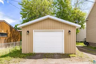 6109 Redruth St, Duluth, MN 55807 - Photo 33