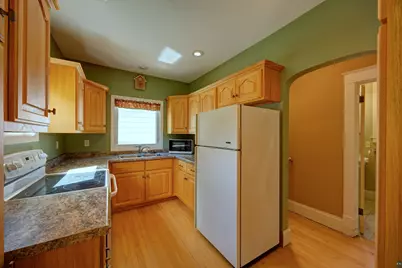 721 10th Ave W, Ashland, WI 54806 - Photo 7