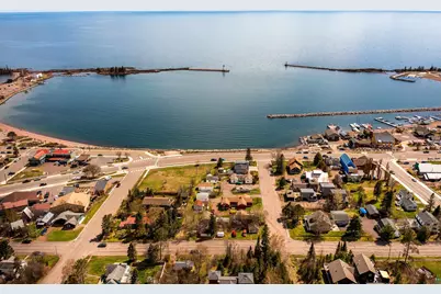 14 W 4th Ave, Grand Marais, MN 55604 - Photo 33