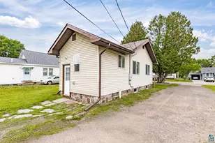 317 21st St, Cloquet, MN 55720 - Photo 11
