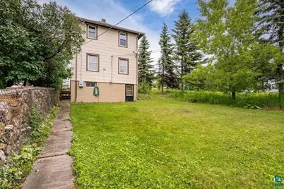 2306 W 12th St, Duluth, MN 55806 - Photo 23