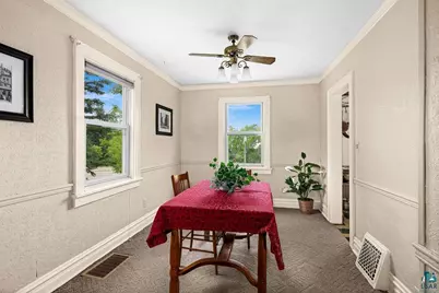 2306 W 12th St, Duluth, MN 55806 - Photo 5