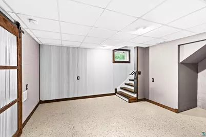 832 Charles Ave, Duluth, MN 55807 - Photo 25