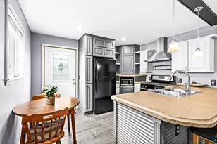 832 Charles Ave, Duluth, MN 55807 - Photo 17