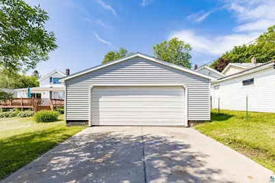 832 Charles Ave, Duluth, MN 55807 - Photo 7