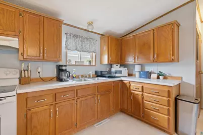 27 Juniper Ln, Duluth, MN 55810 - Photo 5