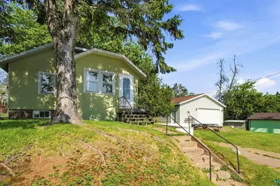 105 N Boundary Ave, Proctor, MN 55810 - Photo 1