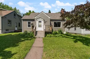 4527 Dodge St, Duluth, MN 55804 - Photo 1