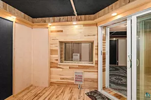 115 W McGonagle St, Duluth, MN 55808 - Photo 39