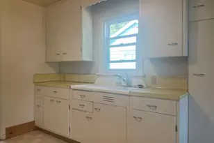 121 E Pattison St, Ely, MN 55731 - Photo 9