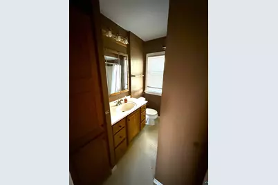 2713 W 7th St, Duluth, MN 55806 - Photo 7