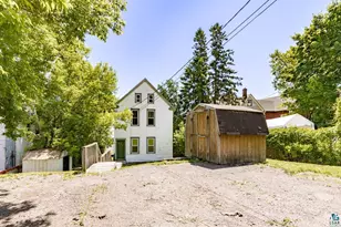 217 E 7th St, Duluth, MN 55805 - Photo 11