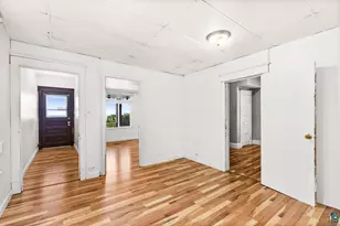 217 E 7th St, Duluth, MN 55805 - Photo 33
