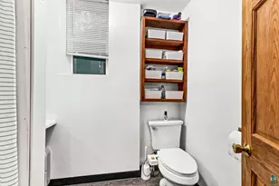217 E 7th St, Duluth, MN 55805 - Photo 23