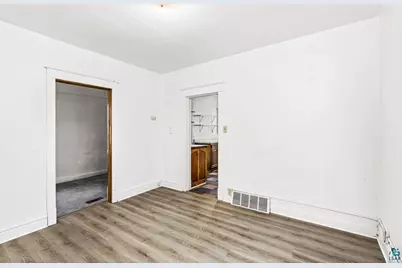 217 E 7th St, Duluth, MN 55805 - Photo 69