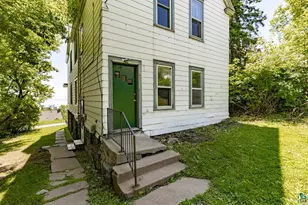 217 E 7th St, Duluth, MN 55805 - Photo 7