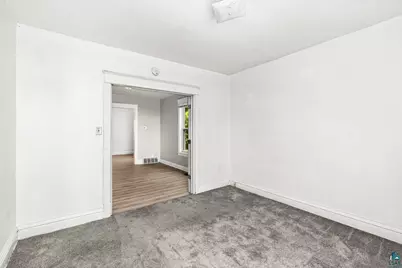 217 E 7th St, Duluth, MN 55805 - Photo 61