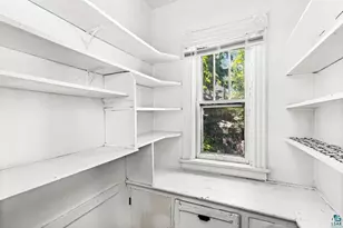 217 E 7th St, Duluth, MN 55805 - Photo 79