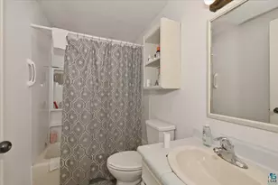 1421 E 5th St, Superior, WI 54880 - Photo 17