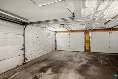 1529 E 5th St, Duluth, MN 55812 - Photo 23