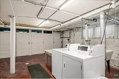 1529 E 5th St, Duluth, MN 55812 - Photo 21