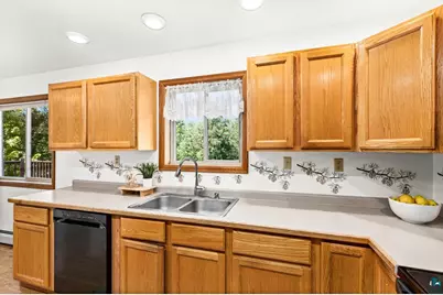 4040 Normanna Rd, Duluth, MN 55803 - Photo 29