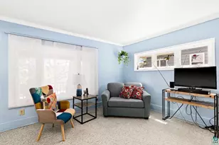 11 St Louis Ct, Duluth, MN 55808 - Photo 7