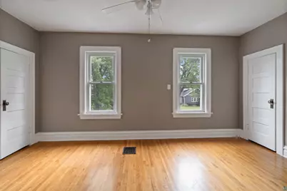706 E 7th St, Superior, WI 54880 - Photo 19