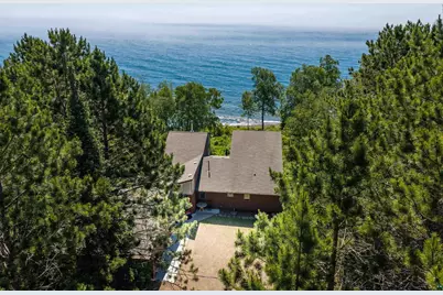 6452 Highway 61, Silver Bay, MN 55614 - Photo 3