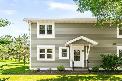 902 Madison Ave #902, Duluth, MN 55811 - Photo 1