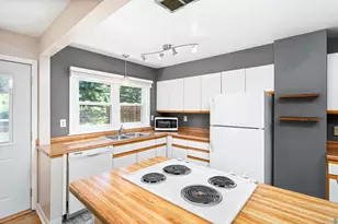 902 Madison Ave, Duluth, MN 55811 - Photo 9