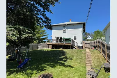 2260 W 13th St, Duluth, MN 55806 - Photo 3