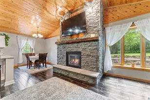 4279 Fayre Rd, Duluth, MN 55803 - Photo 3