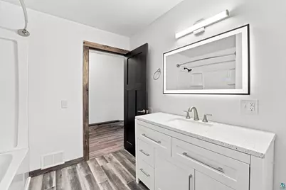 3022 S Corey Ave, Superior, WI 54880 - Photo 15