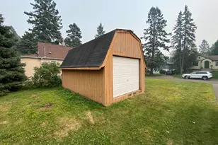 2305 Pershing St, Duluth, MN 55811 - Photo 15