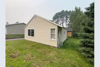 2305 Pershing St, Duluth, MN 55811 - Photo 1