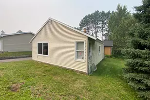 2305 Pershing St, Duluth, MN 55811 - Photo 1