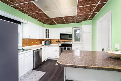 718 N 1st Ave E, Duluth, MN 55805 - Photo 13