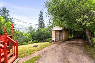 419 N 18th Ave E, Duluth, MN 55812 - Photo 29