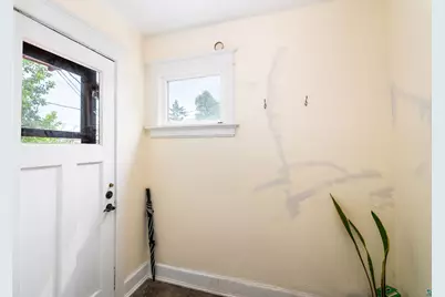 419 N 18th Ave E, Duluth, MN 55812 - Photo 11
