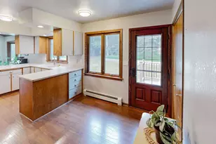 1521 Hwy 61 E, Grand Marais, MN 55604 - Photo 13