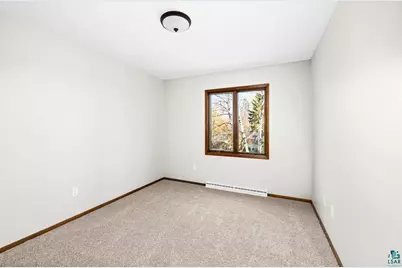 2129 Woodhaven Ln, Duluth, MN 55803 - Photo 29
